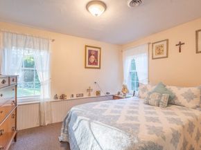 2 Camden Drive, Auburn MA 01501