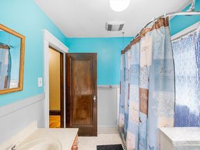 11 Linwood Rd, Lynn MA 01905