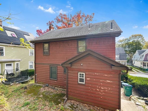 11 Linwood Rd, Lynn MA 01905