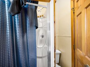 11 Linwood Rd, Lynn MA 01905