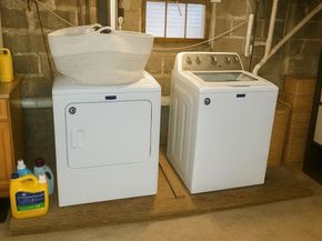 129 Lake St, Waltham MA 02451