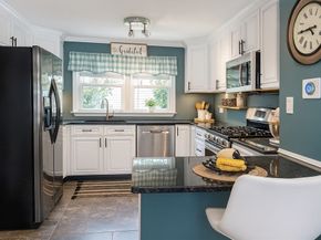 129 Lake St, Waltham MA 02451