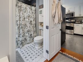 129 Lake St, Waltham MA 02451