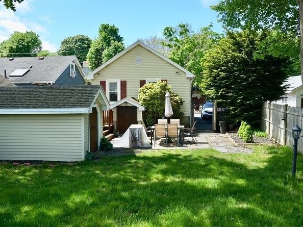 129 Lake St, Waltham MA 02451