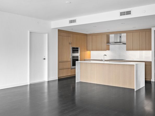 150 Seaport Blvd 14F, Boston MA 02210