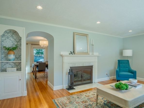 3 Elliot Rd, Lynnfield MA 01940