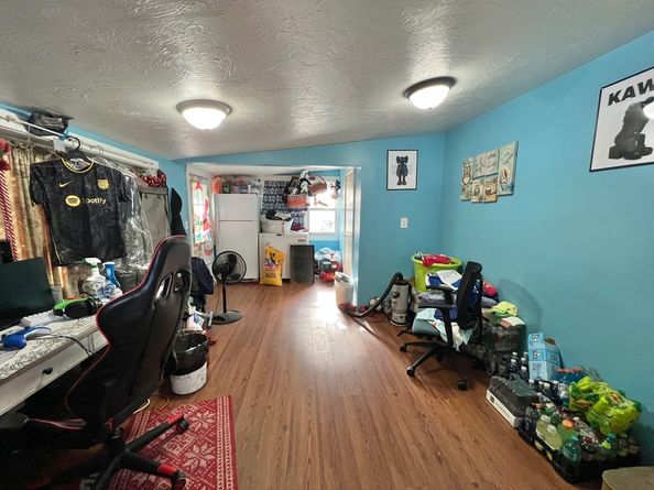 11 Oak St, Fitchburg MA 01420