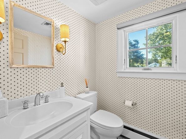 8 Eagles Nest Rd, Duxbury MA 02332