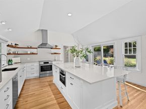 8 Eagles Nest Rd, Duxbury MA 02332
