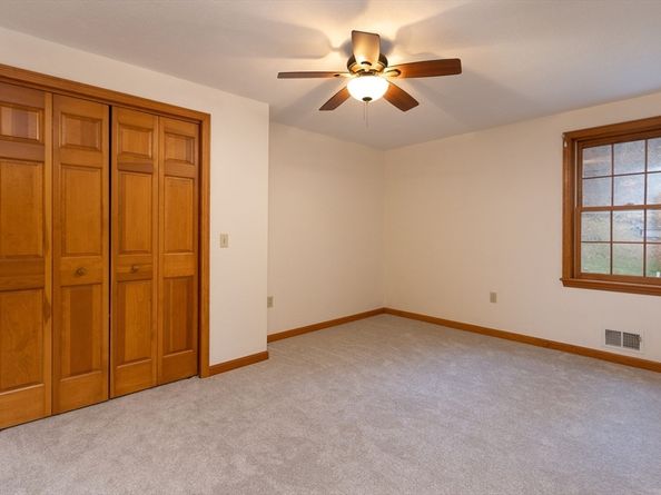 170 Bridge St, Warren MA 01083