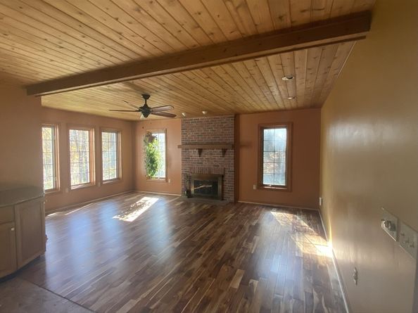 170 Bridge St, Warren MA 01083