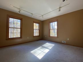 170 Bridge St, Warren MA 01083
