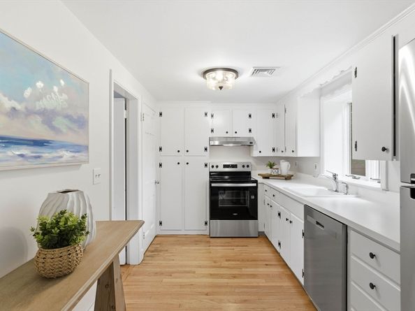18 James Way, Scituate MA 02066