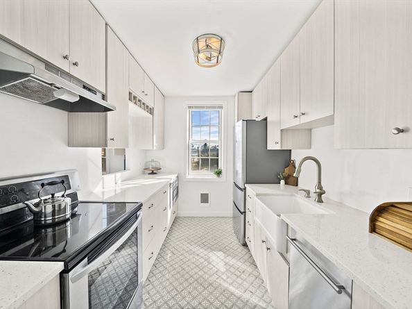 30-32 Water Street 4, Newburyport MA 01950