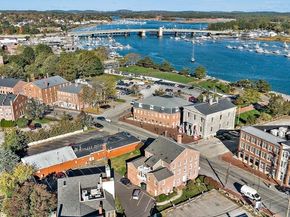 30-32 Water Street 4, Newburyport MA 01950