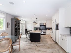 94 Elm St, Medfield MA 02052
