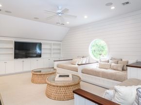 94 Elm St, Medfield MA 02052
