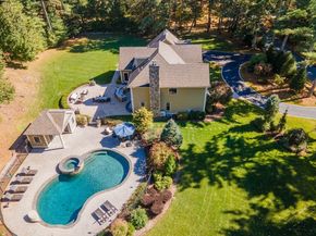 94 Elm St, Medfield MA 02052