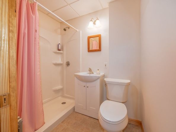 14 Hill St, Webster MA 01570