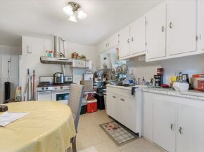 35 Shelby St, Worcester MA 01605