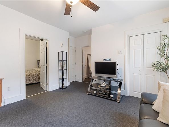 35 Shelby St, Worcester MA 01605