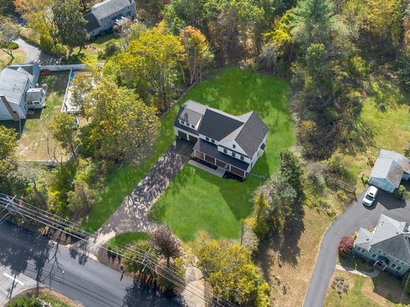 125 Concord Rd, Westford MA 01886