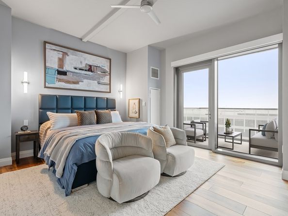 300 Pier 4 Blvd 7G, Boston MA 02210