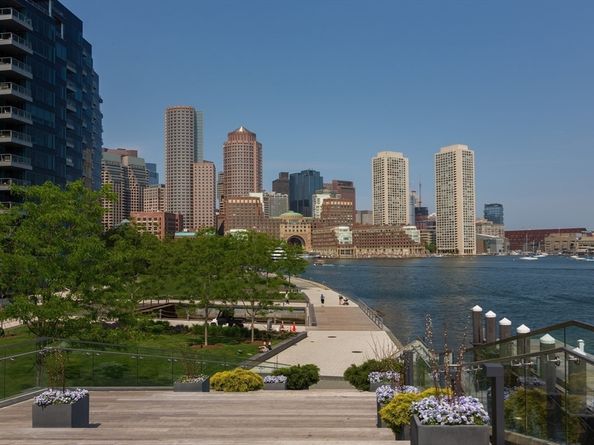 300 Pier 4 Blvd 7G, Boston MA 02210