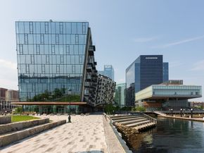 300 Pier 4 Blvd 7G, Boston MA 02210