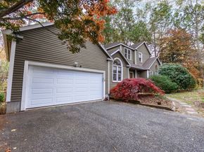 2 Grove St, Framingham MA 01701