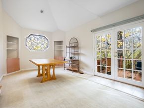 2 Grove St, Framingham MA 01701