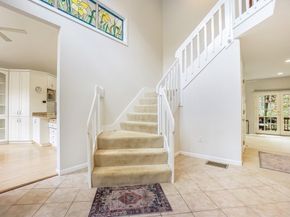 2 Grove St, Framingham MA 01701