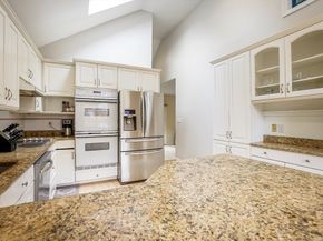 2 Grove St, Framingham MA 01701