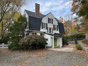 29 Station St, Sharon MA 02067