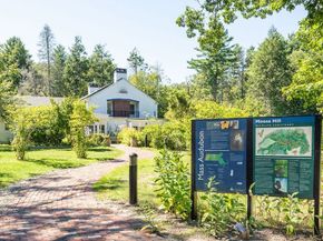 29 Station St, Sharon MA 02067