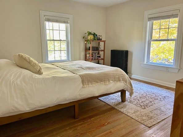 29 Station St, Sharon MA 02067