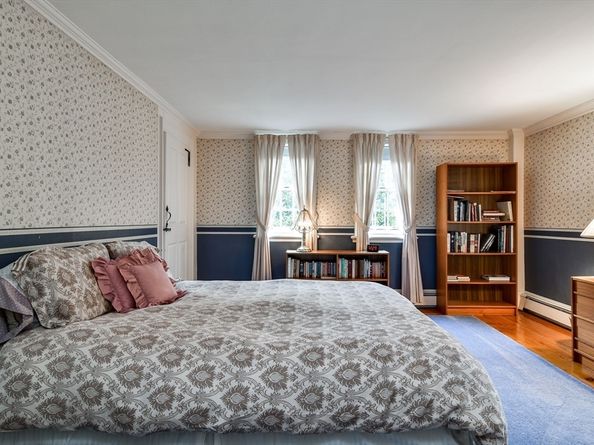 192 W Main St, Westborough MA 01581