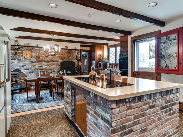 192 W Main St, Westborough MA 01581