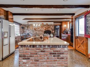 192 W Main St, Westborough MA 01581