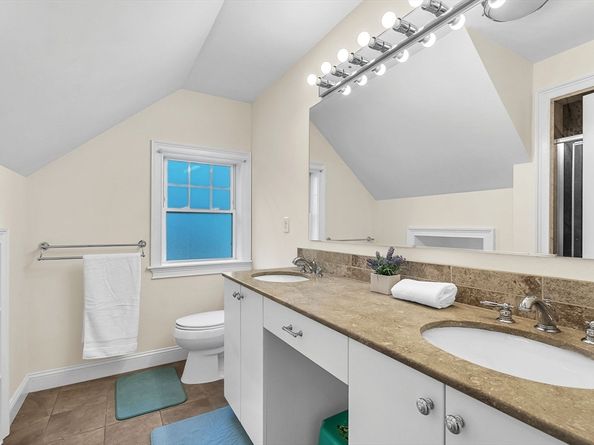 31 Grant Ave 31, Belmont MA 02478