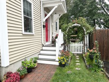 31 Grant Ave