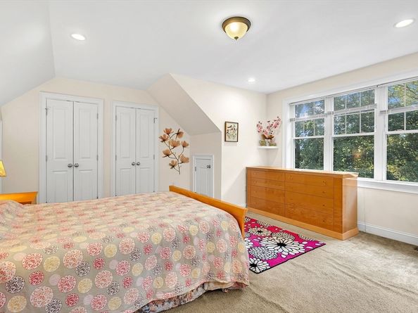 31 Grant Ave 31, Belmont MA 02478