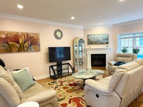 31 Grant Ave 31, Belmont MA 02478