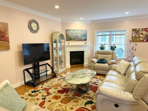 31 Grant Ave 31, Belmont MA 02478