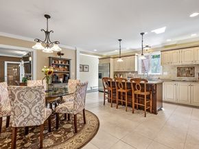 617 Salisbury St, Worcester MA 01609
