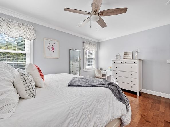 617 Salisbury St, Worcester MA 01609