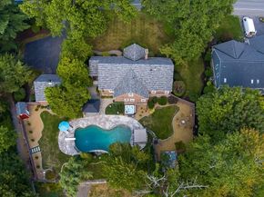 617 Salisbury St, Worcester MA 01609