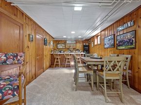 617 Salisbury St, Worcester MA 01609