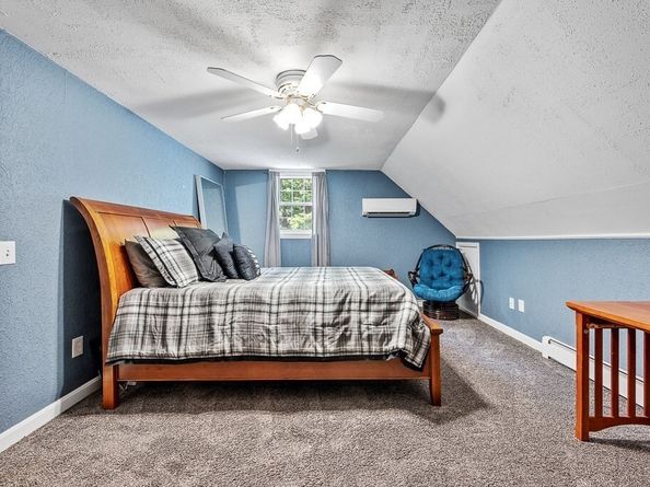 617 Salisbury St, Worcester MA 01609