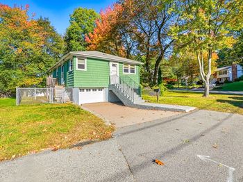 24 Overlook Avenue